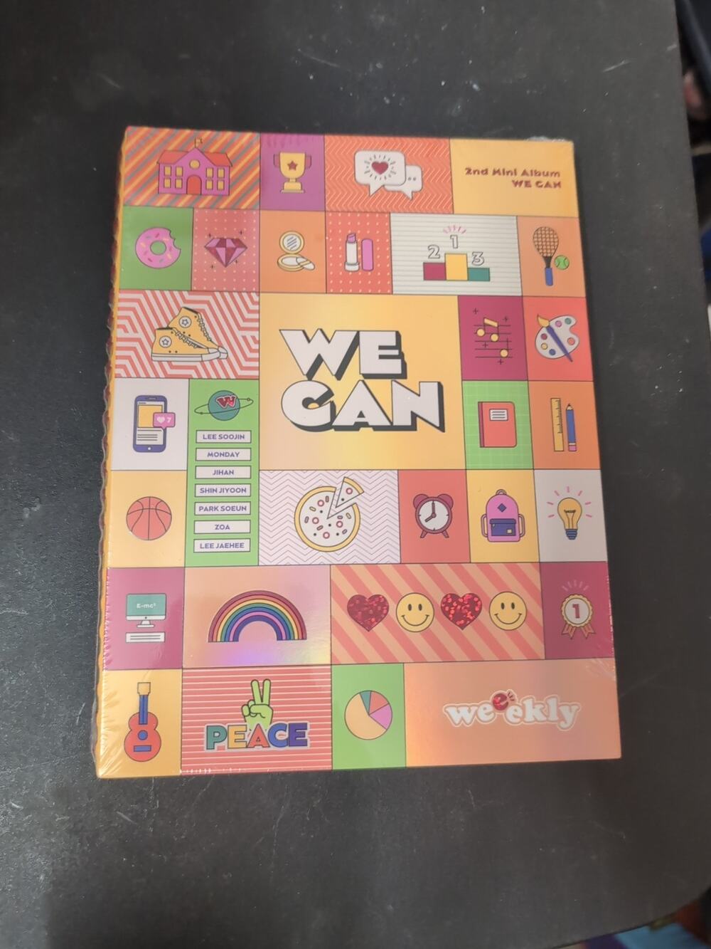 New We Can (incl. 92pg Booklet, Photocard, Message Card,Sticker